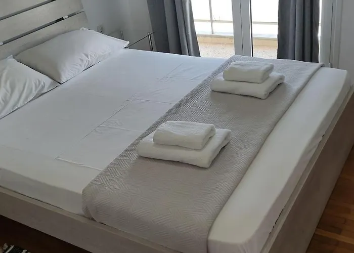 Charming Apartment In The Heart Of The City Chania